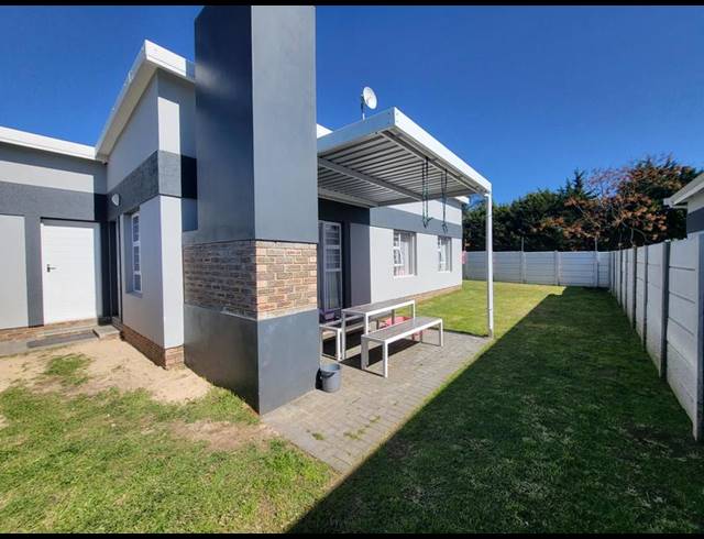 3 BEDROOM PROPERTY TO RENT IN LORRAINE